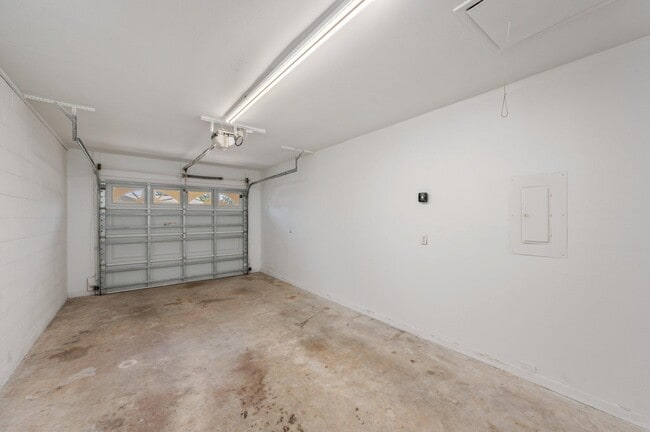Building Photo - 96 Catamaran Ln