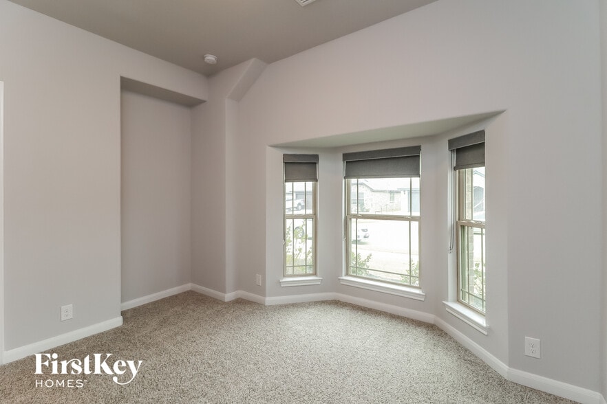 Building Photo - 1089 Nighthawk Trl