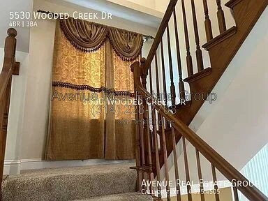 Building Photo - 5530 Wooded Creek Dr