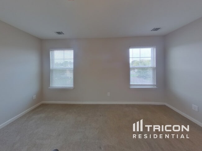 Building Photo - 403 Royalston Ct