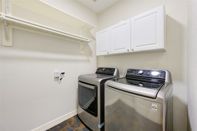 Building Photo - 12922 Yorkmont Dr