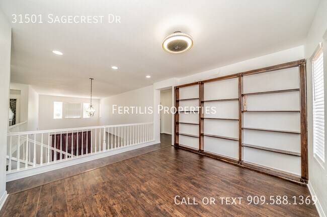 Building Photo - 31501 Sagecrest Dr