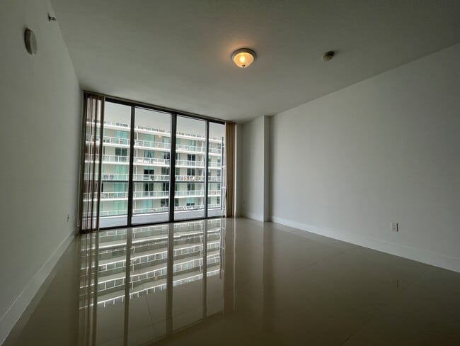 Building Photo - 79 SW 12th St