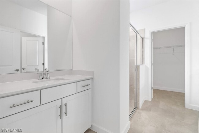 Building Photo - 19600 Hinkley Dr