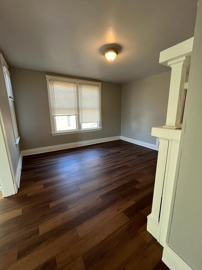 Building Photo - 3612 Dawson Ave