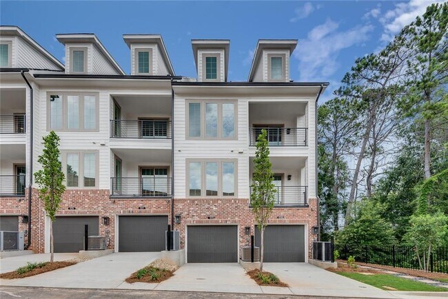 Building Photo - 513 Burton Dr
