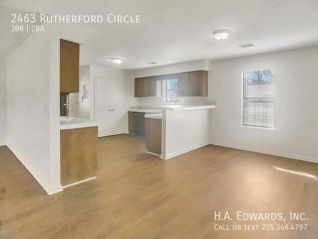 Building Photo - 2463 Rutherford Cir