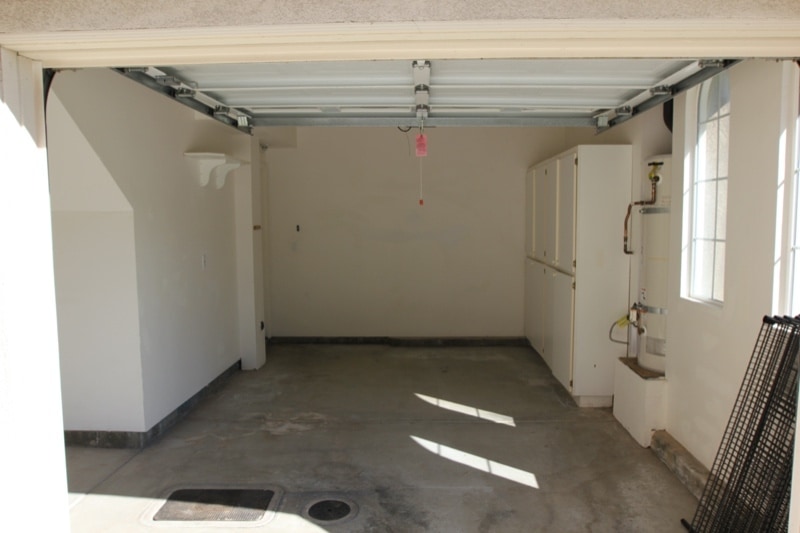 Building Photo - 6120 Paseo Valiente