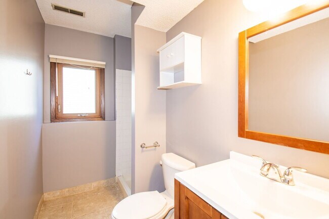 Building Photo - 14508 95th Ave N