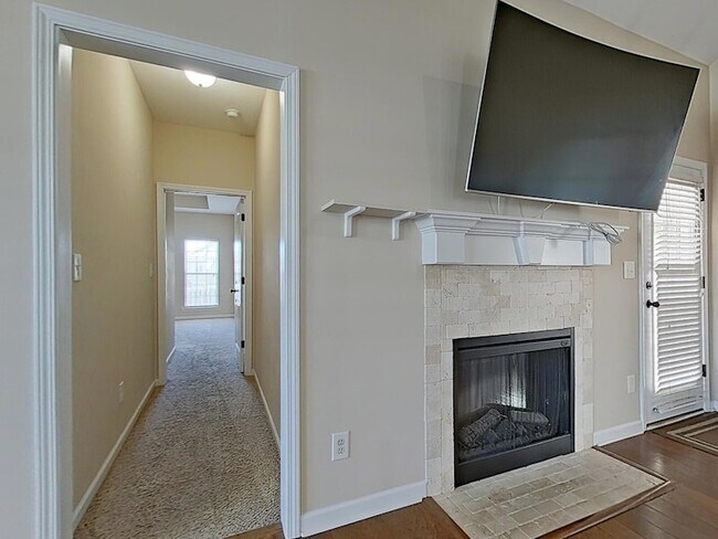 Building Photo - 3024 Margot Ln