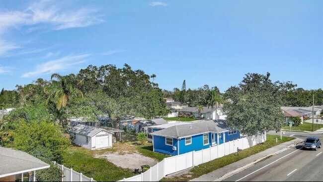 Building Photo - 2963 Bahia Vista St