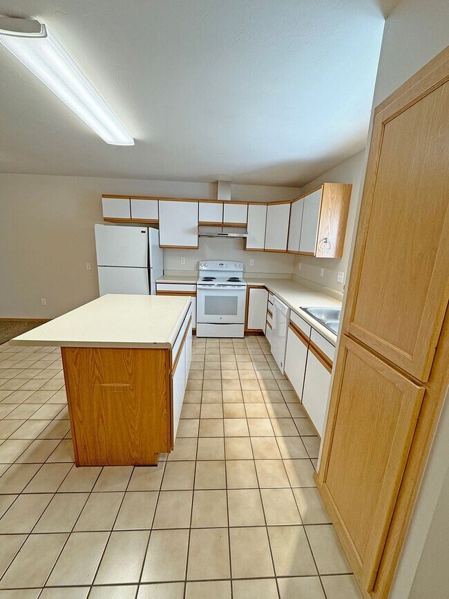 Primary Photo - 59 N 25th Ave