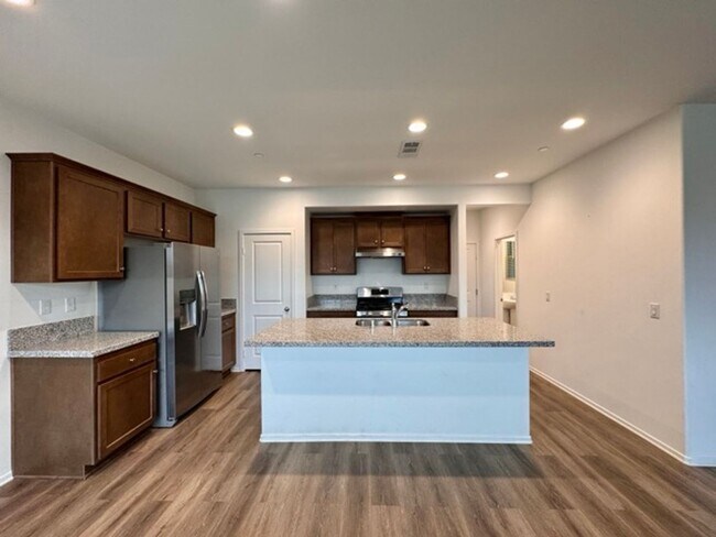 Building Photo - SOLAR INCLUDED! Stunning 3 Bedroom Home in...