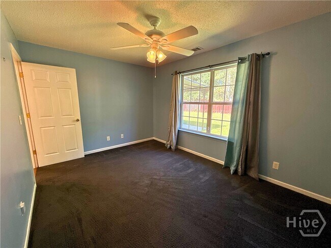 Building Photo - 144 Mills Run Dr