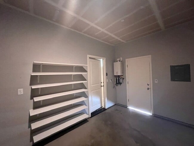 Building Photo - Coming Soon!