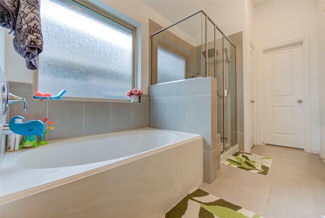 Building Photo - 13026 Sheildaig St