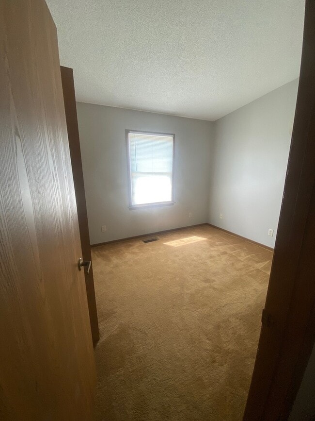 Building Photo - 1826 Kerrybrook Ct