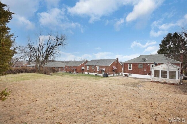 Building Photo - 813 Chain of Rocks Dr