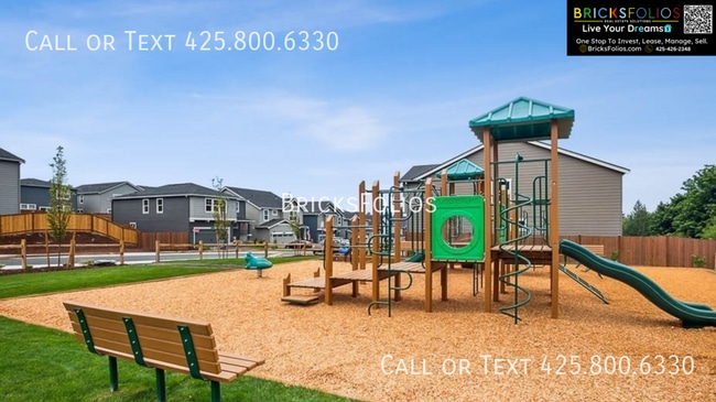 Building Photo - 1217 SW Pendleton Way
