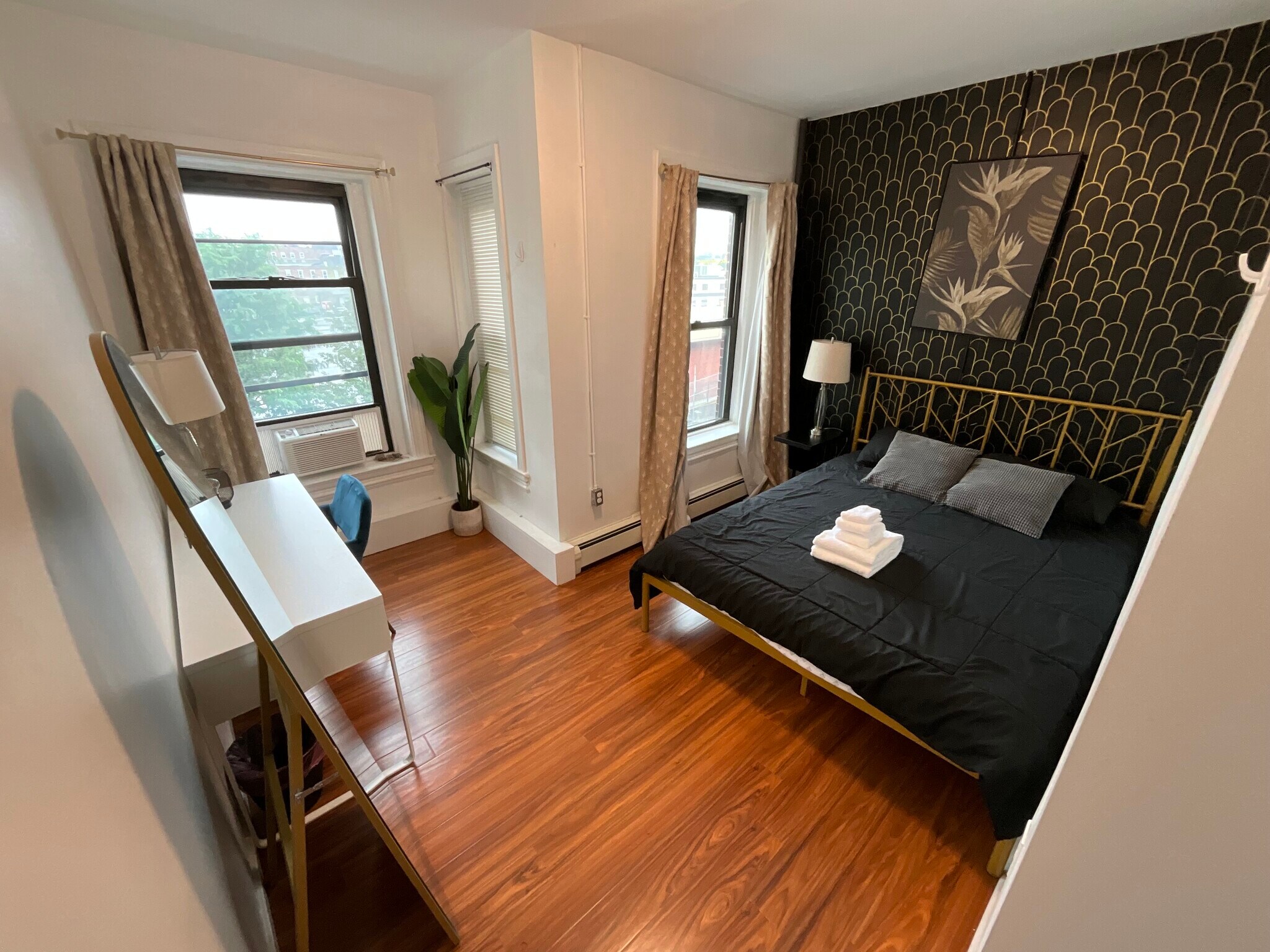 Building Photo - 871 Harrison Ave