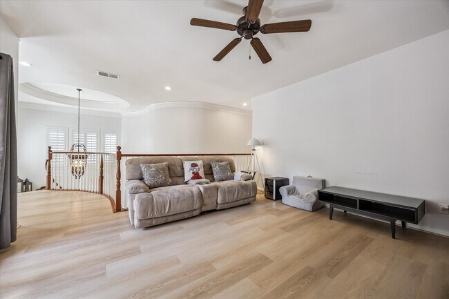 Building Photo - 3047 Bonnebridge Way Blvd