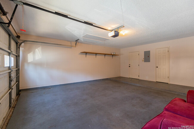 Building Photo - 14110 Vistawood-