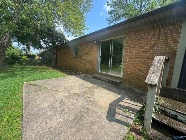 Building Photo - 4718 Rutledge Dr NW