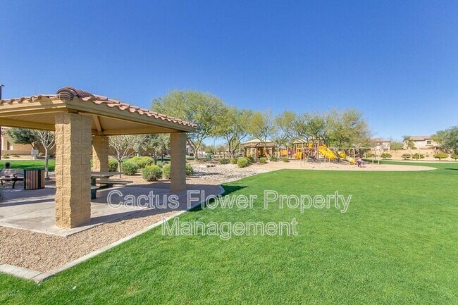 Building Photo - 3628 E Janelle Way