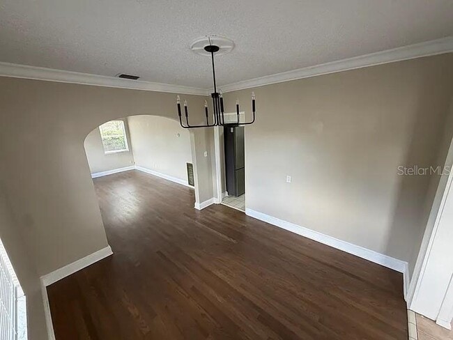 Building Photo - 1931 Staunton Ave