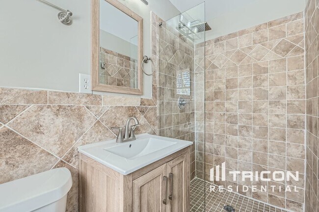 Building Photo - 5336 Orchard Pl