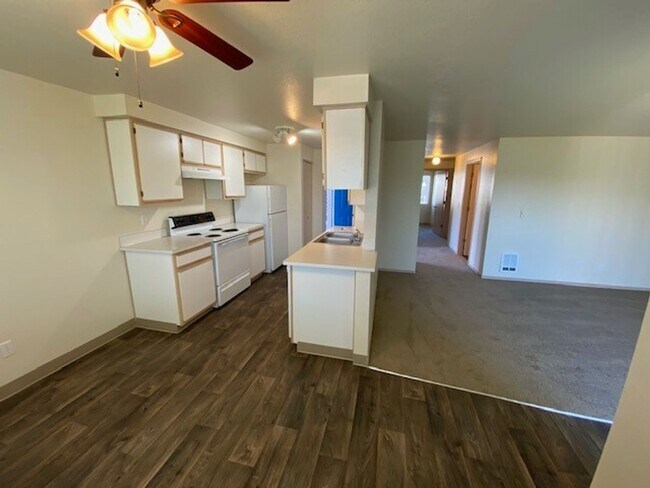 Interior Photo - Wallace Park Apartments