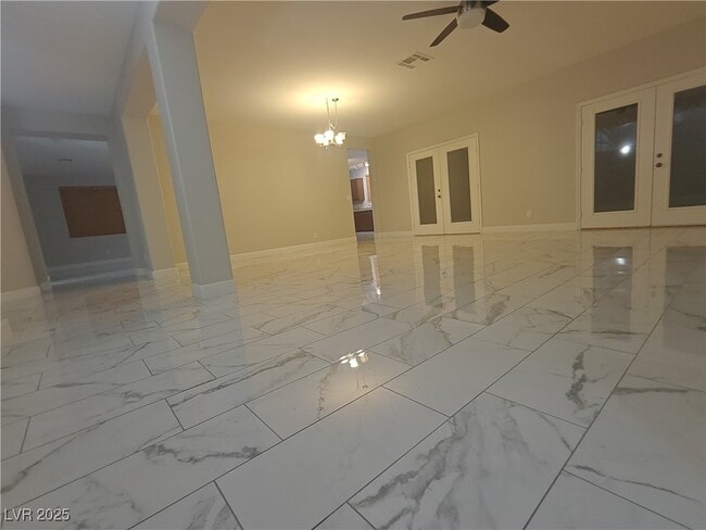 Building Photo - 492 Grassrange Ln