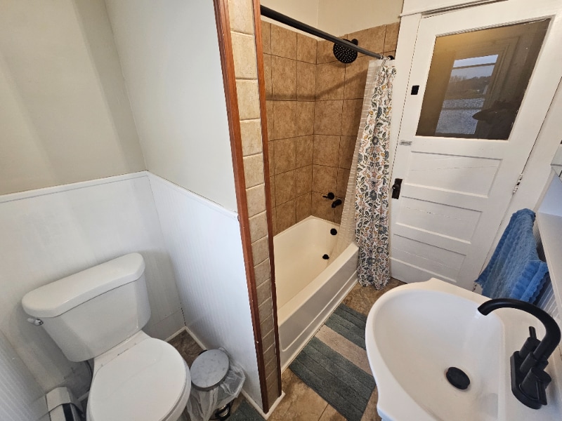 Building Photo - 0 Finady Ave