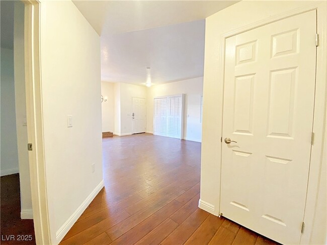 Building Photo - 3825 Juno Beach St
