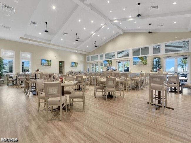 Building Photo - 10883 Timber Creek Dr