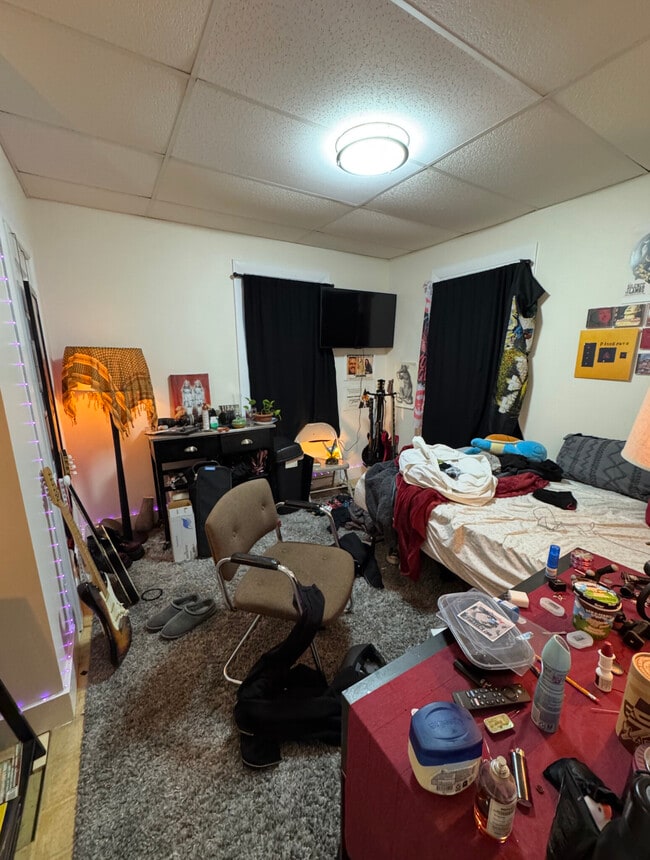 Building Photo - 18 Sawyer Terrace