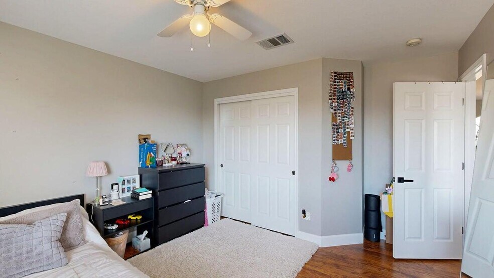 Building Photo - Comfortable Round Rock living with space, style, and everyday convenience
