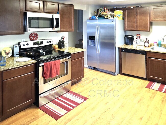 Building Photo - 1510 Zaiger Pl