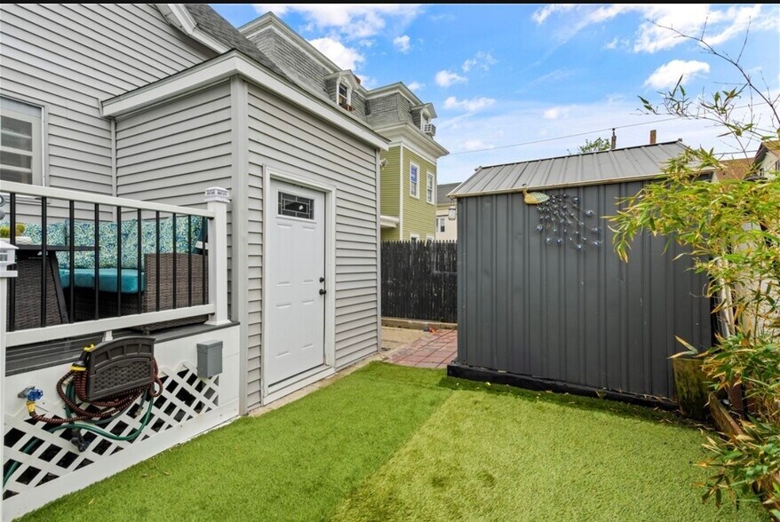 Building Photo - 26 Whipple Ave