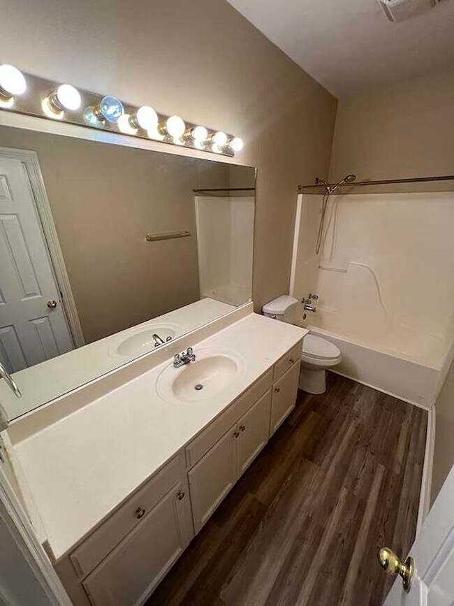 Building Photo - Beautiful 3BR Home in Sought-After Beau Pré off River Rd – Open Floor Plan & Fenced Yard!