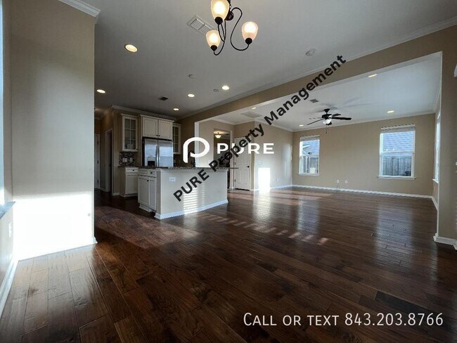 Building Photo - Big Two Story Home in Cane Bay!