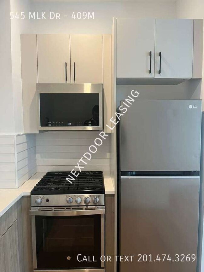 Building Photo - 545 MLK Dr-409M