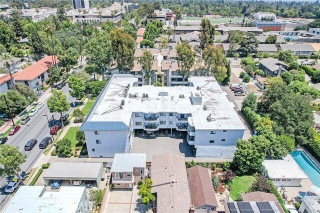 Building Photo - 972 E California Blvd
