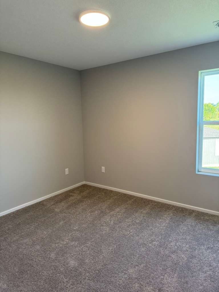 Building Photo - 1428 Vantage Dr