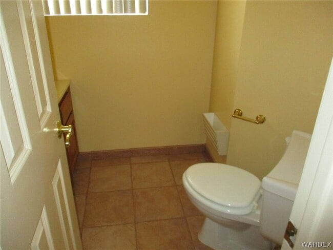 Building Photo - 2022 Merrill Ln