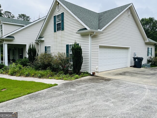 Building Photo - 947 Beavers Rd