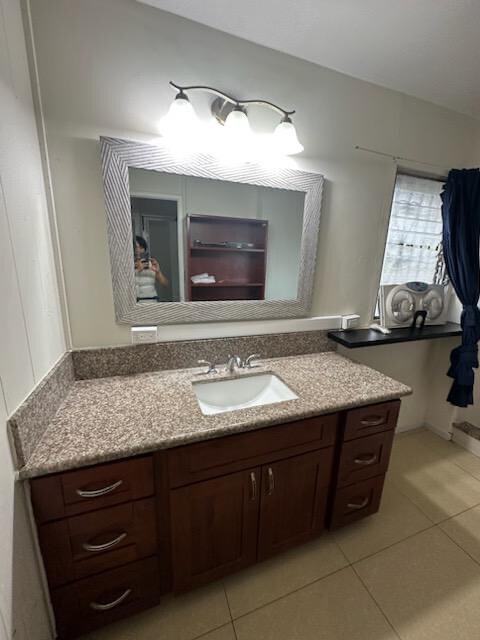 Building Photo - 94-361-361 Kahuanani St