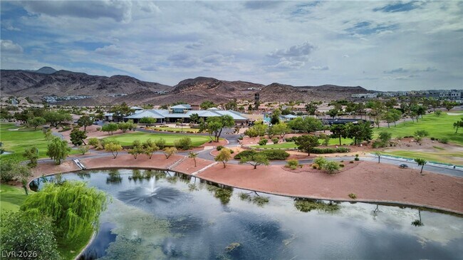 Building Photo - 2118 Desert Woods Dr