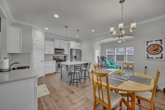 Building Photo - 4161 Druids Glen Dr