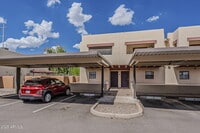 Building Photo - 1028 S Ash Ave